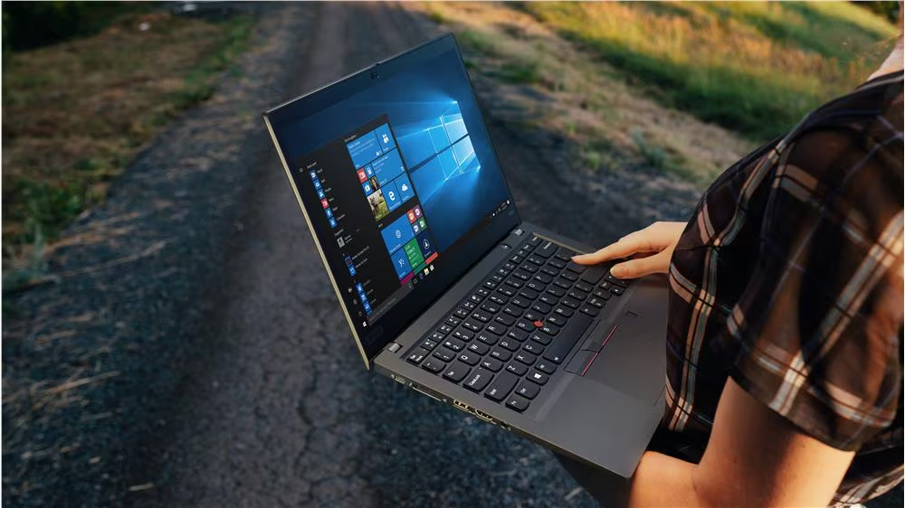 Lenovo ThinkPad T490s 14" Notebook, Intel Core i7-8665U, 8GB RAM, 256GB SSD