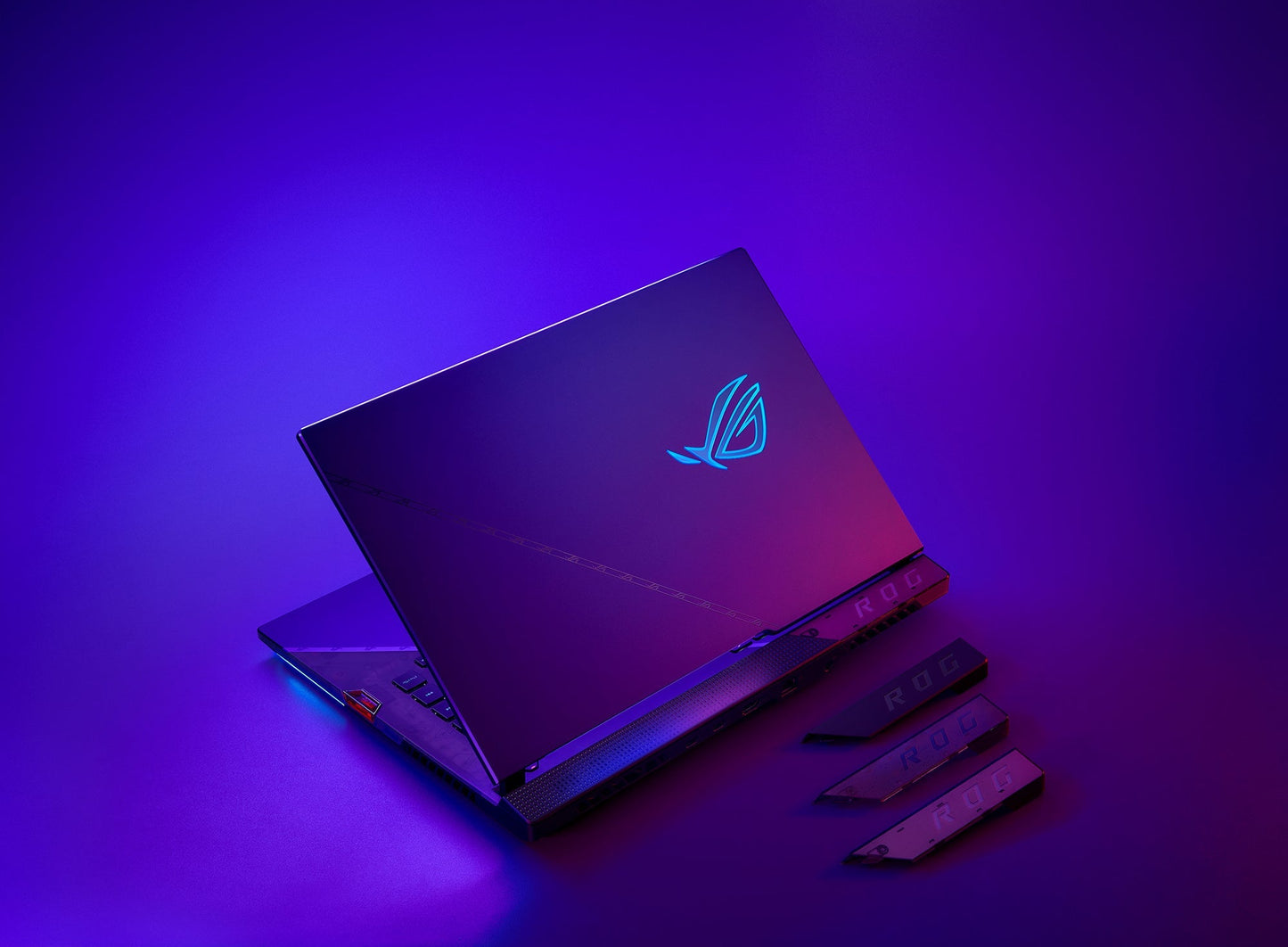 ASUS ROG Strix Scar 17 17.3" Gaming Laptop, Intel Core i9-12900H, NVIDIA RTX 3070 Ti, 16GB DDR5 RAM, 1TB SSD (Off Black)