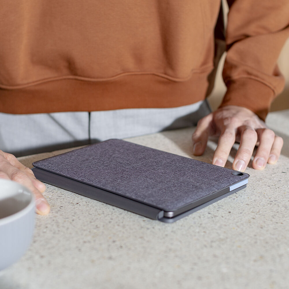 Lenovo IdeaPad Duet 10.1" Multi-Touch 2-in-1 Chromebook, MediaTek Helio P60T, 4GB RAM, 64GB eMMC (Ice Blue & Iron Gray)